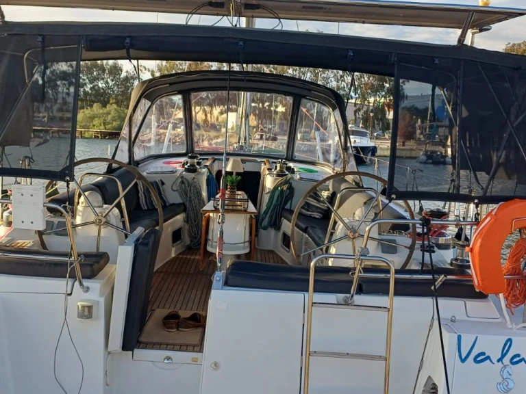Alquiler de Velero, con o sin patrón Bénéteau Atenas
