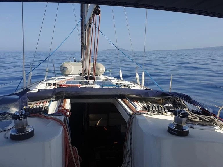 Alquiler de Jeanneau Sun Odyssey 43 en Níkiti