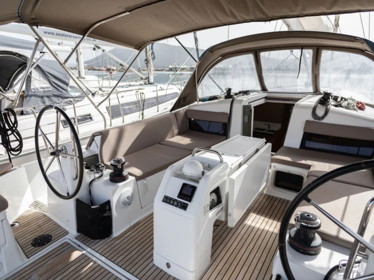 Jeanneau Sun Odyssey 440 de alquiler a Sývota