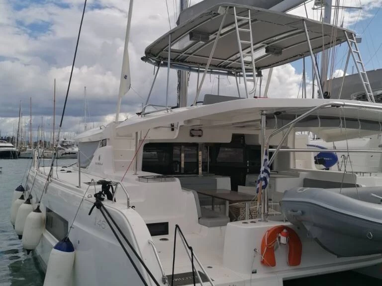 Catamarán para alquilar Sývota al mejor precio