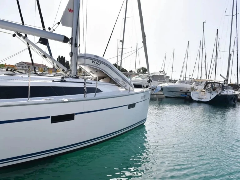 Alquiler de embarcaciones Bavaria Cruiser 37 enZadar en Samboat