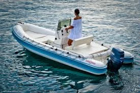 Alquiler de barcos Porto Rotondo barato de Gommonautica G48C