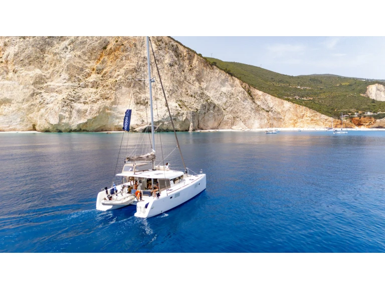 Alquiler Catamarán Lagoon con o sin  título de navegación