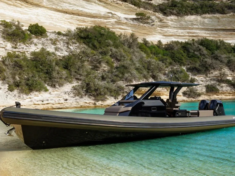 Sea Water Phantom 420 de alquiler a Grand Piquey