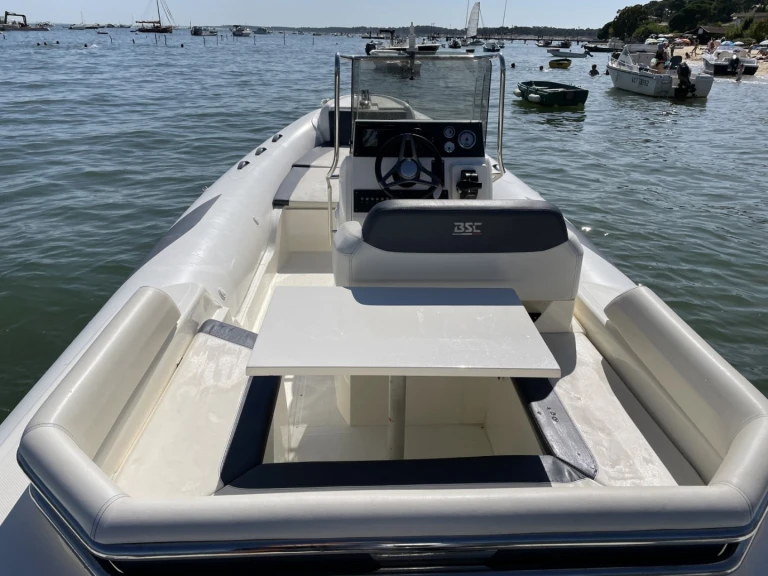 Alquiler de embarcaciones Bsc BSC 65 Classic enGrand Piquey en Samboat