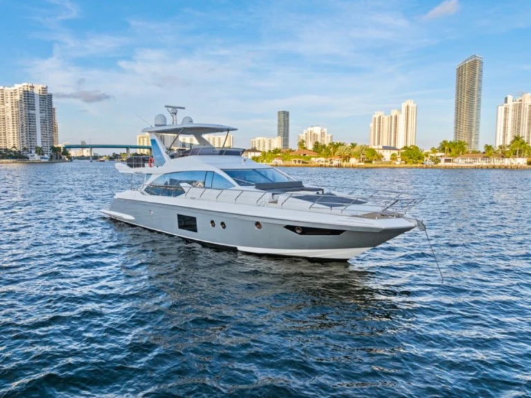 Alquiler de Yate de lujo, con o sin patrón Azimut Coconut Grove