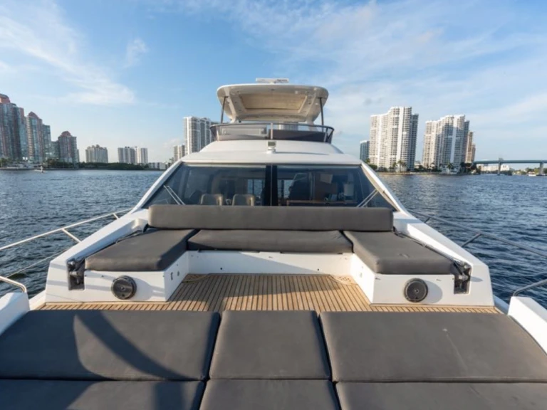 Azimut Azimut 68 de alquiler a Coconut Grove