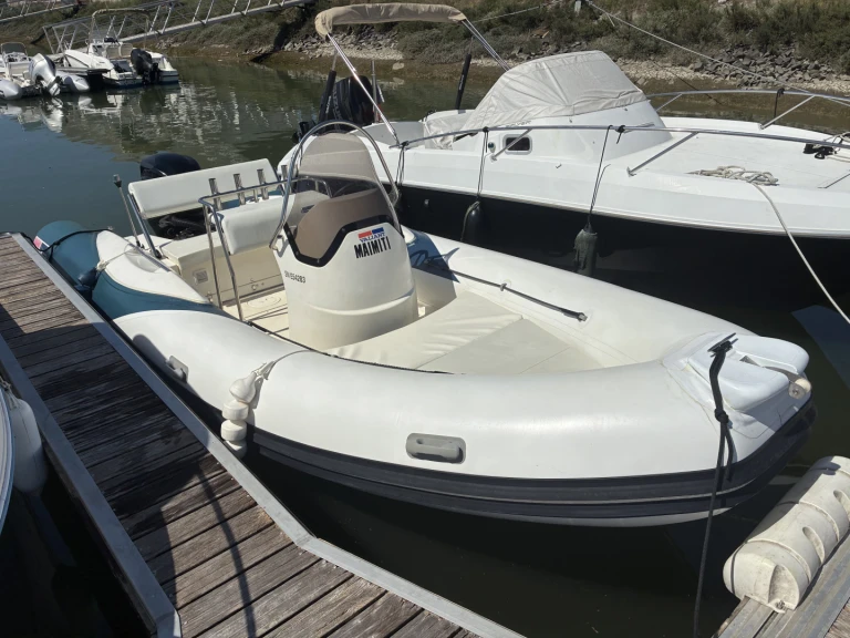 Alquiler de barcos Le Pouliguen barato de Valiant 650 Cruiser