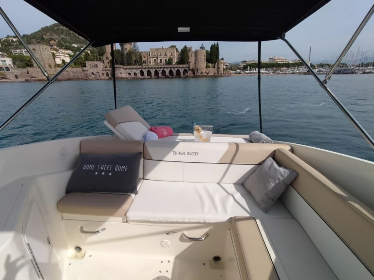 Alquiler de embarcaciones Bayliner Bayliner 742 Cuddy enMandelieu-la-Napoule en Samboat