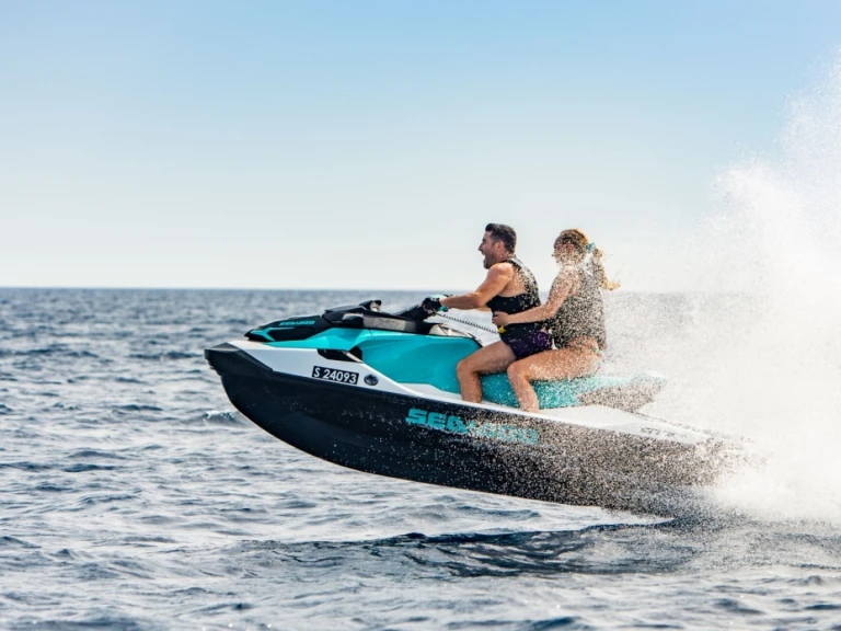 Alquiler de Moto de agua, con o sin patrón Sea-Doo Cambrils