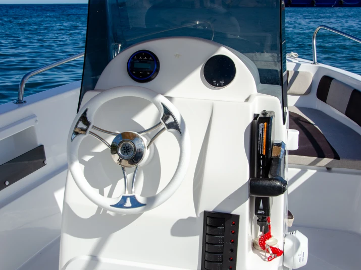 cosiver Charro 555 de alquiler a Catania