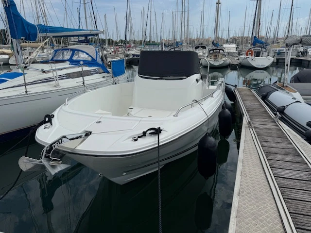 Alquiler Lancha en La Rochelle - Jeanneau Cap Camarat 7.5 CC