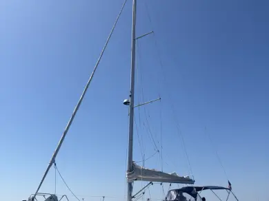 Alquiler Velero Jeanneau con o sin  título de navegación