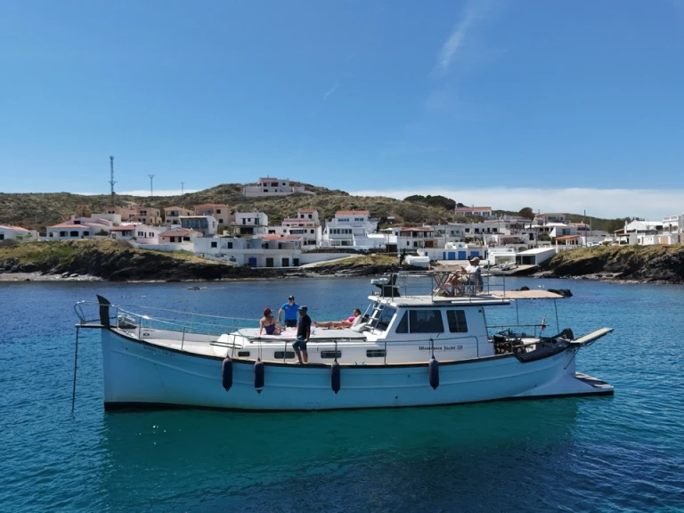 Alquiler de Lancha, con o sin patrón Menorquin-Yachts Mahón