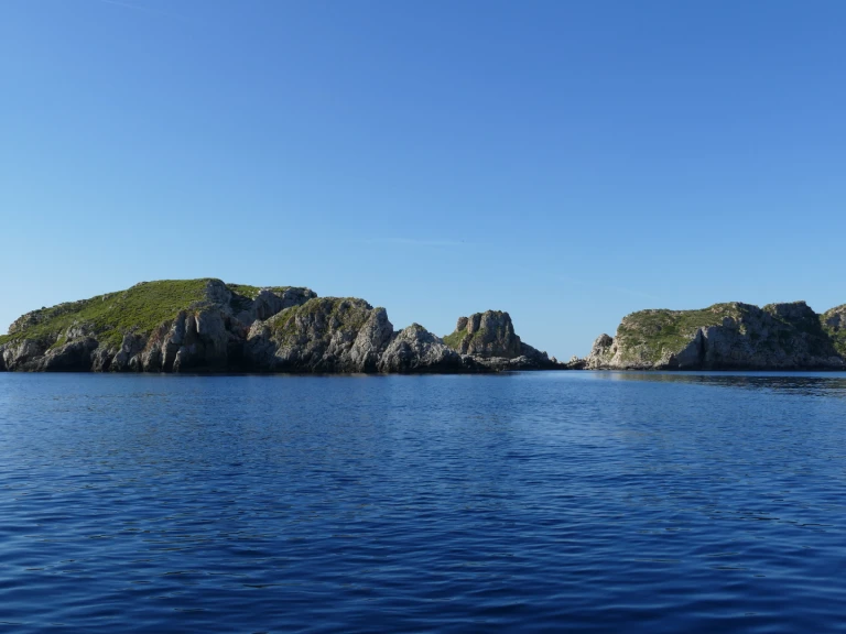 Alquiler de embarcaciones Estable Estable 500 Consola enPort Adriano en Samboat