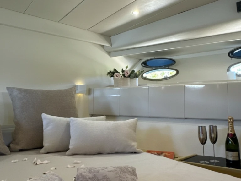 Alquiler Porto Badino - Rizzardi Cr 50 Day  en SamBoat