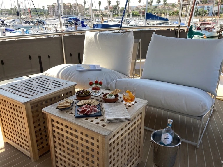 Alquiler de Yate de lujo, con o sin patrón Van-Dutch Barcelona