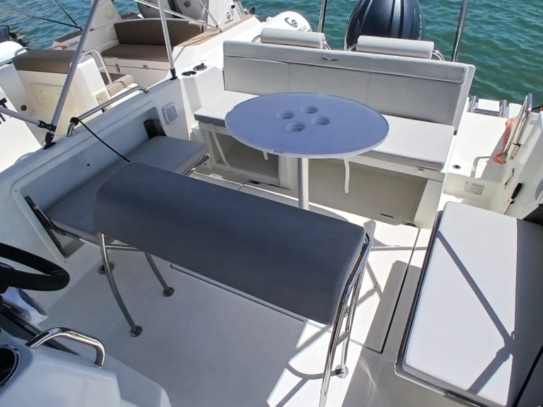 Alquiler de Bénéteau Flyer 7 SPACEdeck en Portimão