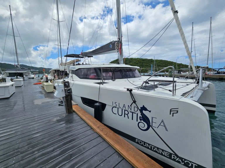 Alquiler de Catamarán, con o sin patrón Fountaine Pajot Frenchtown