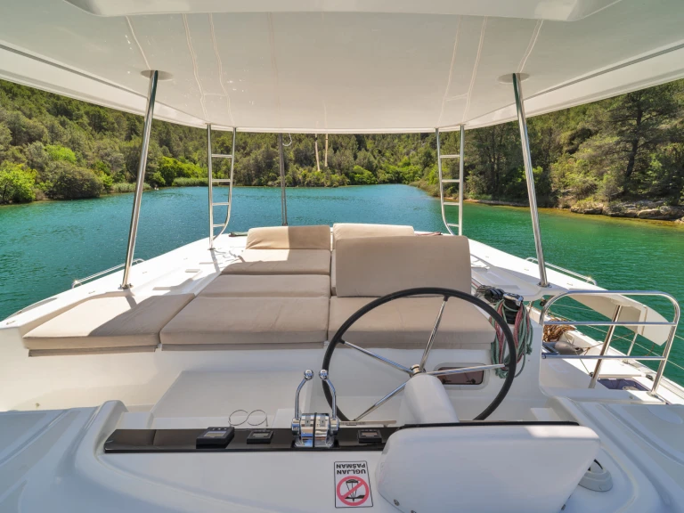Alquiler de barcos Skradin barato de Lagoon 46