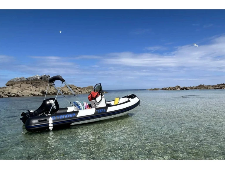 Alquiler de barcos Saint-Quay-Portrieux barato de 3D TENDER - TR54