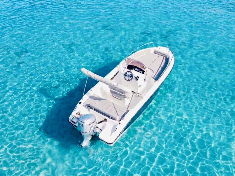 Lancha para alquilar Cala d'Or al mejor precio