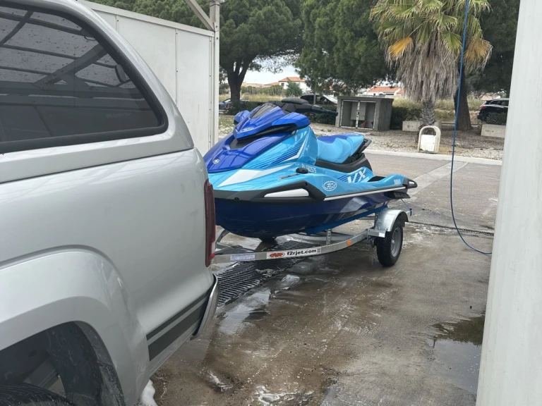 Moto de agua para alquilar Saint-Cyprien al mejor precio