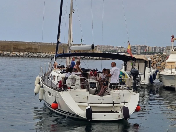 Jeanneau Sun Odyssey 39i Performance de alquiler a España