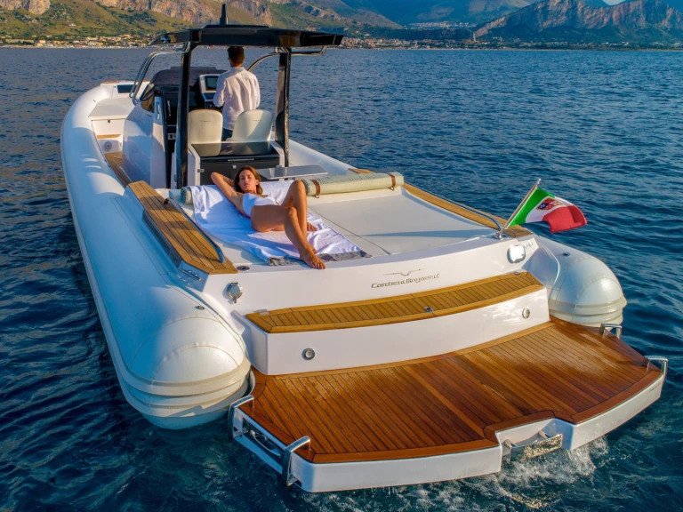 Alquiler Poltu Quatu - Magazzu MX 11 Coupé en SamBoat