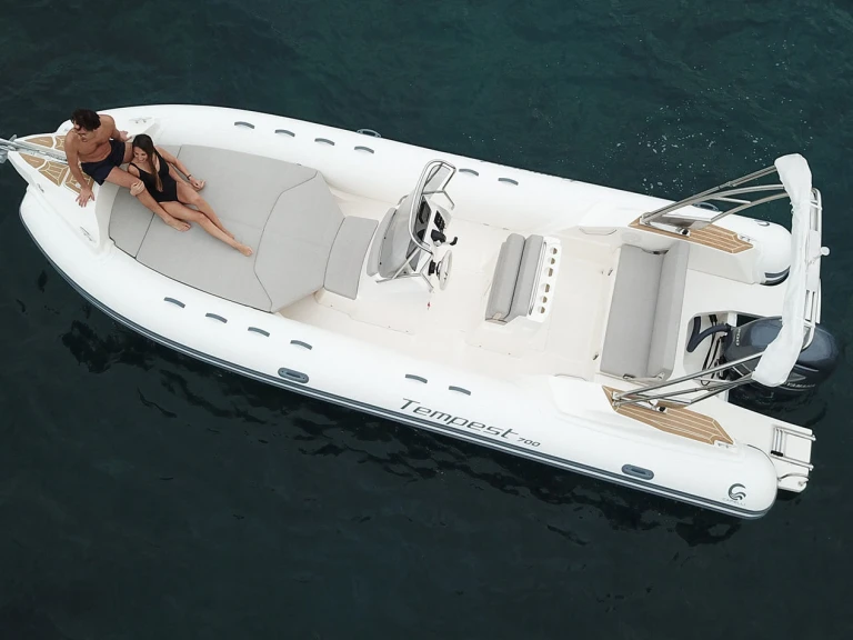 Alquiler Le Lavandou - Capelli Tempest 700 Open en SamBoat