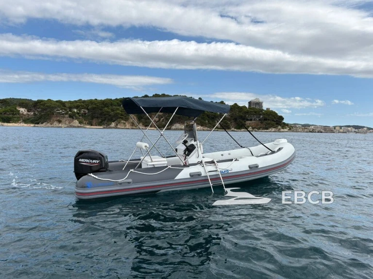 Alquiler de Golden Ship Aura 520 en Palamós