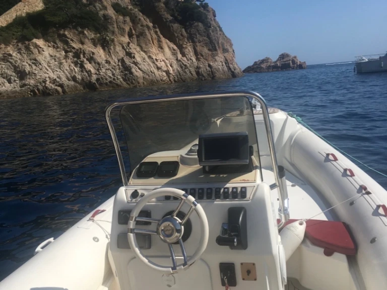 Alquiler de Nuova Jolly Prince 23 en Andernos-les-Bains
