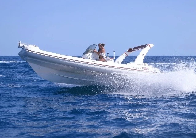 Alquiler de embarcaciones Nuova Jolly Prince 23 enAndernos-les-Bains en Samboat