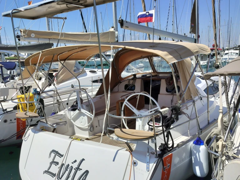 Elan Impression 40 de alquiler a Izola