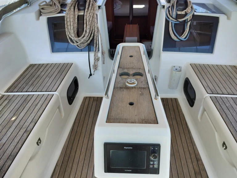 Alquiler de barcos Izola barato de Dufour 382 Grand Large