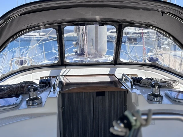 Alquiler de Velero, con o sin patrón Bavaria Lávrio