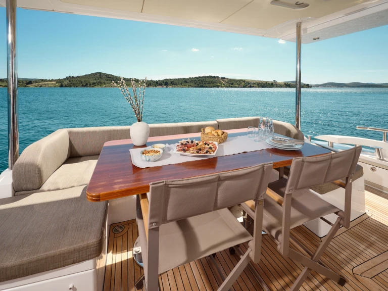 Yate de lujo para alquilar Trogir al mejor precio