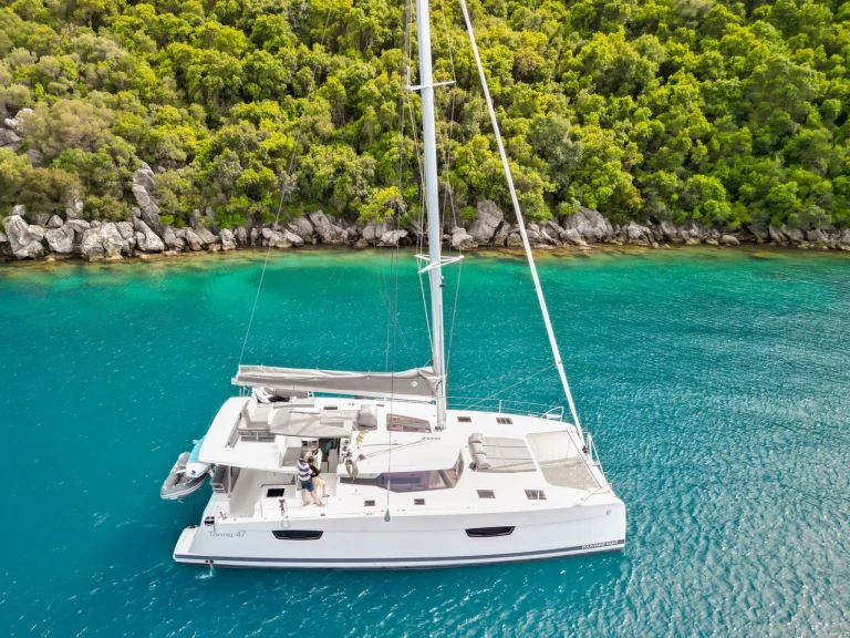 Alquiler Catamarán Fountaine Pajot con o sin  título de navegación