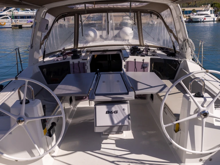 Alquiler de Bénéteau Oceanis 41.1 Perfomance en Port de Pollença