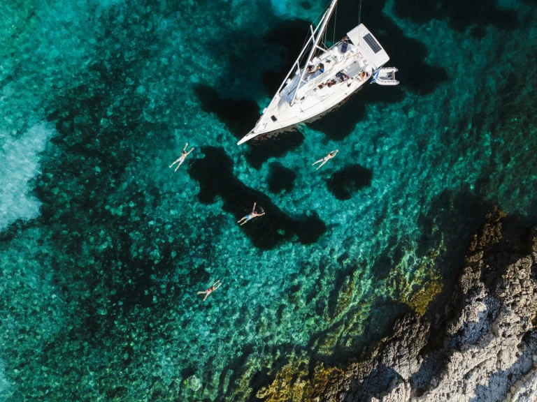 Alquiler de barcos Hvar barato de Jod 35