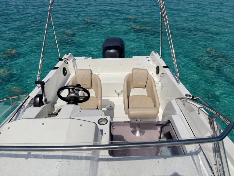 Alquiler de Pacific Craft Pacific Craft 730 SC en Mandelieu-la-Napoule
