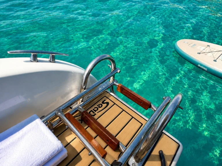 Alquiler Puerto de Alicante - Selva Selva D 5.6 en SamBoat