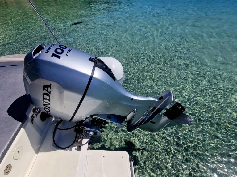 Alquiler de embarcaciones 4XC HA20 enSaint-Florent en Samboat