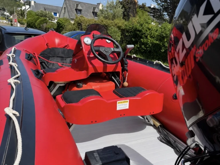 Alquiler Erquy - Zodiac MK 2 Futura en SamBoat