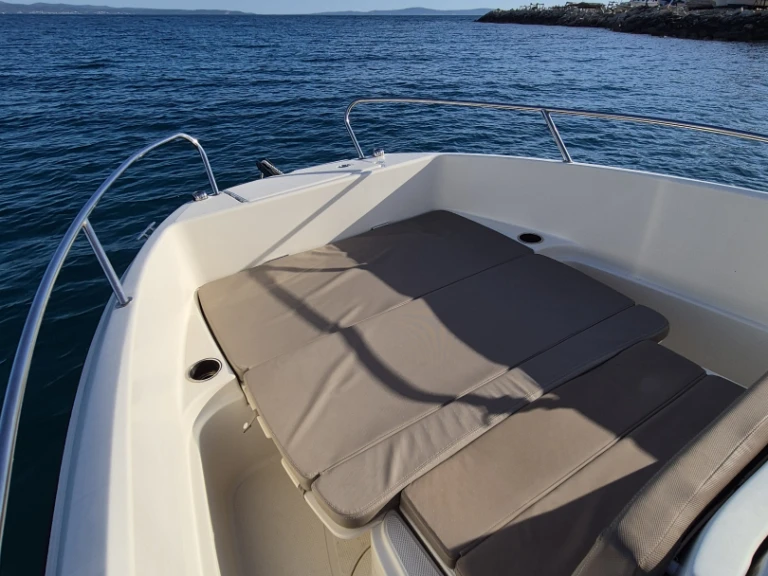 Alquiler Split - Quicksilver Activ 605 Open en SamBoat