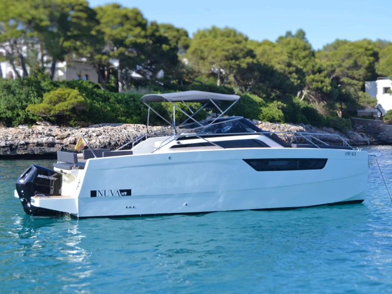 Alquiler de Nuva M9 CABIN en Cala d'Or