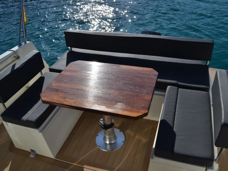 Alquiler de barcos Cala d'Or barato de M9 CABIN