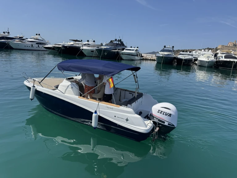 Jeanneau Cap Camarat 6.5 WA de alquiler a Ibiza (Ciudad)
