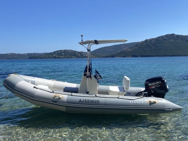 Bombard Ribster 500 de alquiler a Porto-Vecchio