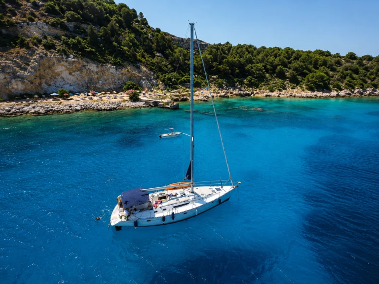 Alquiler de embarcaciones Jeanneau Sun Odyssey 47 enRhodes (Ciudad) en Samboat